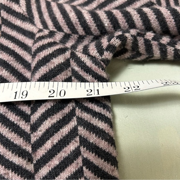 ANN TAYLOR Wool Blend Open Long Cardigan Duster in Woven Herringbone Pattern - Picture 7 of 11